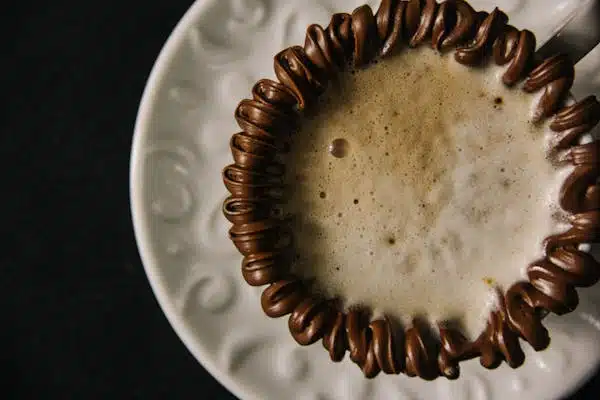 Les mille et une façons d’utiliser un glaçage au chocolat en pâtisserie