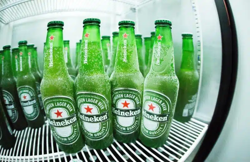 Trouvez votre bière préférée : Heineken la référence pour les amateurs de bière