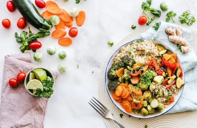 Cuisinez sainement au quotidien grâce à des astuces simples et des plats gourmands