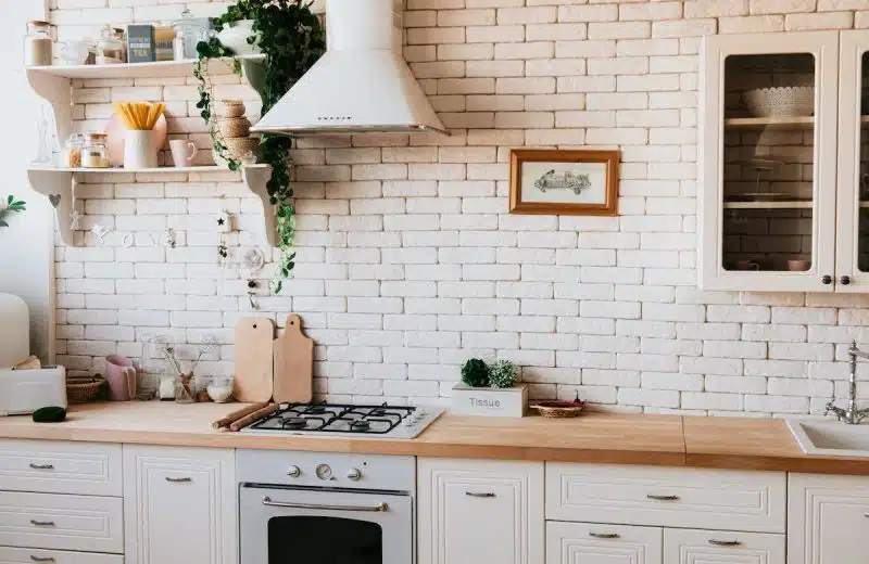Optimisez l’espace dans votre cuisine avec du matériel polyvalent