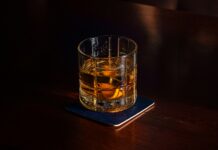 Comparatif 2025 : quel verre à whisky choisir selon votre style (tumbler, copita, Glencairn) ?