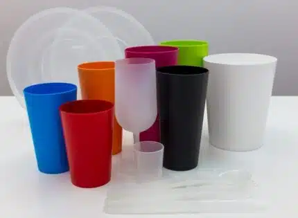 Pourquoi choisir d’utiliser des gobelets en plastique réutilisables ?