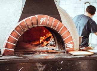 Comment utiliser un four à pizza ?