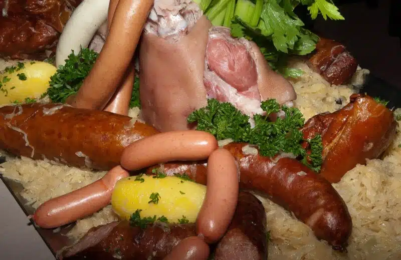 Quel est le meilleur vin blanc pour accompagner une choucroute ?