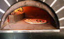 Le four à pizza en brique, secret de la cuisson traditionnelle au feu de bois